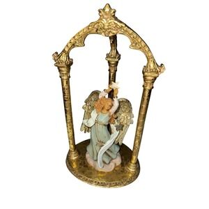 Vintage Fontanini Heirloom Nativity Estella With Cathedral Arch Angel Collection